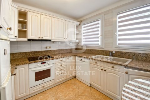 Apartamento de 2 dormitorios en venta en Roses, Gerona, Cataluña, Spain № 7768 - foto 19
