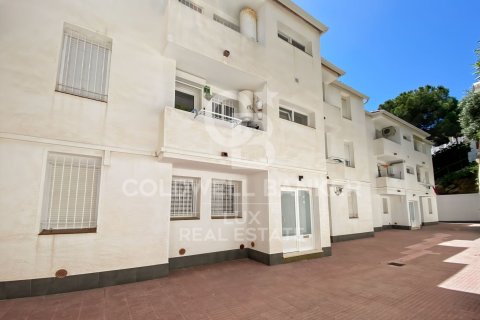 Apartamento de 2 dormitorios en venta en Roses, Gerona, Cataluña, Spain № 7768 - foto 5