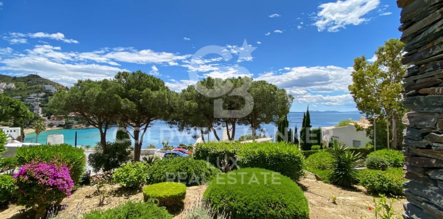 Apartamento de 2 dormitorios en venta en Roses, Gerona, Cataluña, Spain № 7768