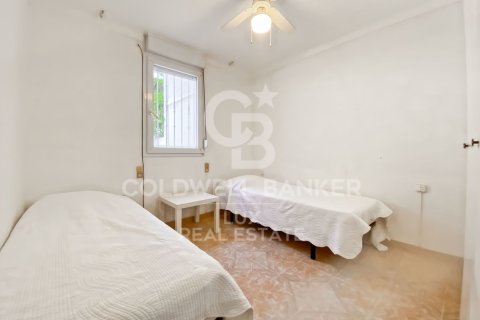 Apartamento de 2 dormitorios en venta en Roses, Gerona, Cataluña, Spain № 7768 - foto 13
