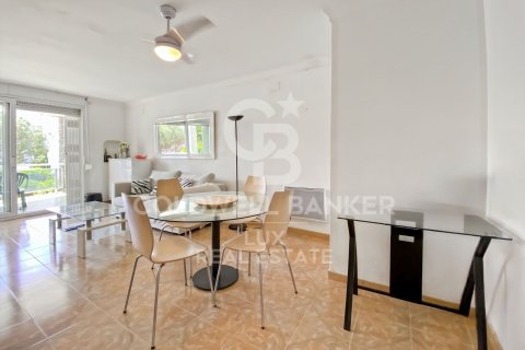 Apartamento de 2 dormitorios en venta en Roses, Gerona, Cataluña, Spain № 7768 - foto 21