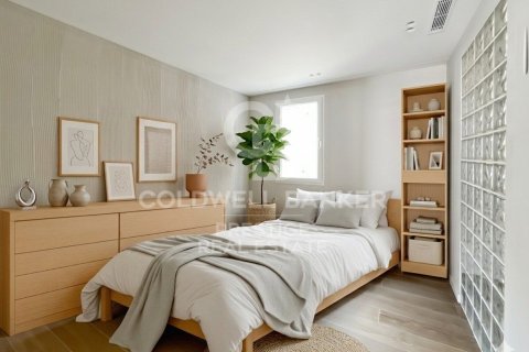 Ático de 2 dormitorios en venta en Barcelona, Cataluña, Spain № 7771 - foto 3