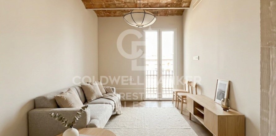 Ático de 2 dormitorios en venta en Barcelona, Cataluña, Spain № 7771