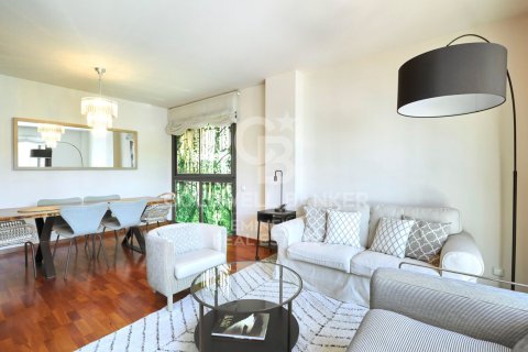 Apartamento de 2 dormitorios en venta en Barcelona, Cataluña, Spain № 7770 - foto 25