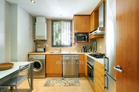 Apartamento de 2 dormitorios en venta en Barcelona, Cataluña, Spain № 7770 - foto 19