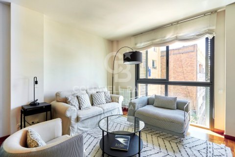 Apartamento de 2 dormitorios en venta en Barcelona, Cataluña, Spain № 7770 - foto 27