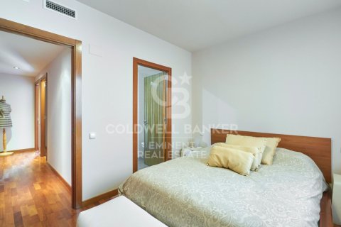 Apartamento de 2 dormitorios en venta en Barcelona, Cataluña, Spain № 7770 - foto 7
