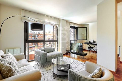 Apartamento de 2 dormitorios en venta en Barcelona, Cataluña, Spain № 7770 - foto 26