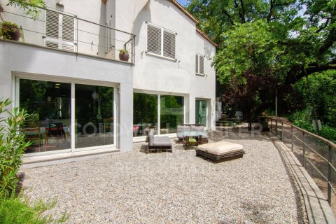 Сasa de 5 dormitorios en venta en Cerdanyola del Vallès, Barcelona, Cataluña, Spain № 7769