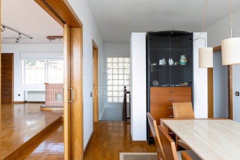 Villa de 5 dormitorios en venta en Premia De Dalt, Barcelona, Cataluña, Spain № 3924 - foto 9