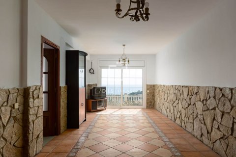 Villa de 5 dormitorios en venta en Premia De Dalt, Barcelona, Cataluña, Spain № 3924 - foto 24
