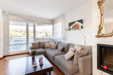 Villa de 6 dormitorios en venta en Sant Cugat del Vallès, Barcelona, Cataluña, Spain № 3923 - foto 6