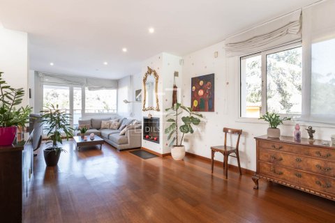Villa de 6 dormitorios en venta en Sant Cugat del Vallès, Barcelona, Cataluña, Spain № 3923 - foto 5