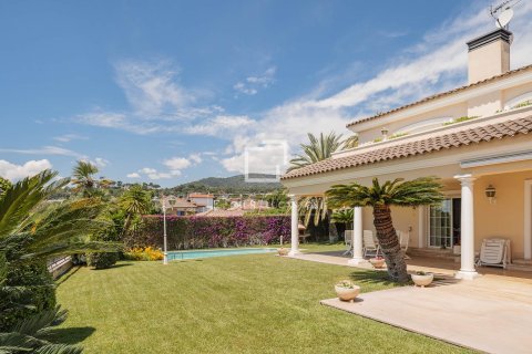 7 chambres villa à vendre à Vilassar de Dalt, Barcelona, Catalonia, Spain № 3922 - photo 3