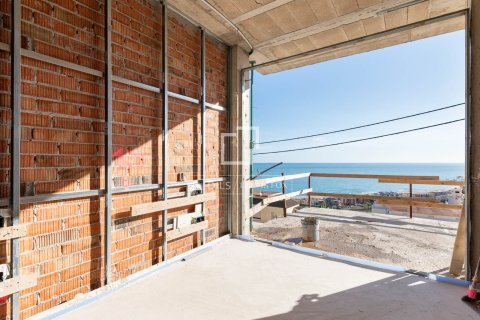 Villa de 4 dormitorios en venta en Castelldefels, Barcelona, Cataluña, Spain № 3925 - foto 8