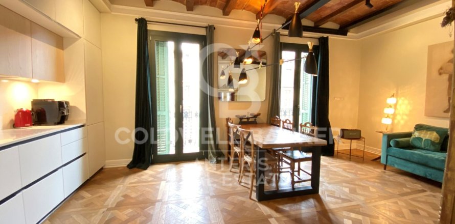 Apartamento de 2 dormitorios en venta en Barcelona, Cataluña, Spain № 5327