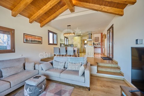 Сasa de 4 dormitorios en venta en Girona, Gerona, Cataluña, Spain № 5324 - foto 11