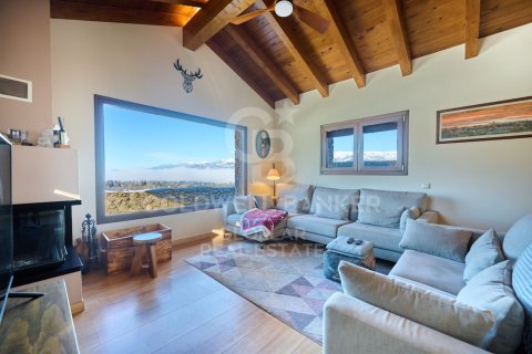 Сasa de 4 dormitorios en venta en Girona, Gerona, Cataluña, Spain № 5324 - foto 6
