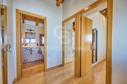 Сasa de 4 dormitorios en venta en Girona, Gerona, Cataluña, Spain № 5324 - foto 27