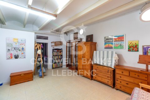 Propiedad comercial de 230 m² en venta en Sant Cugat del Vallès, Barcelona, Cataluña, Spain № 5323 - foto 8