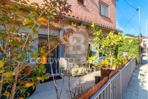 Propiedad comercial de 230 m² en venta en Sant Cugat del Vallès, Barcelona, Cataluña, Spain № 5323 - foto 27