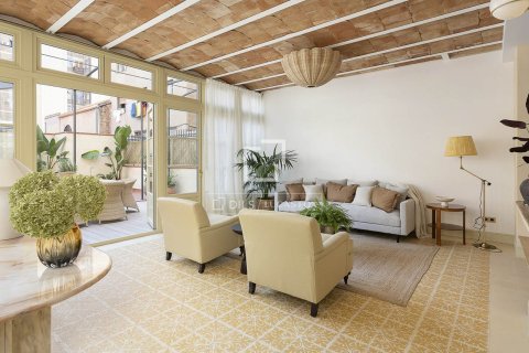 Apartamento de 3 dormitorios en venta en Barcelona, Cataluña, Spain № 3766 - foto 24