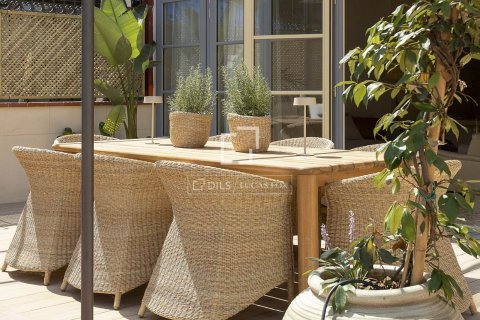 Apartamento de 3 dormitorios en venta en Barcelona, Cataluña, Spain № 3766 - foto 22
