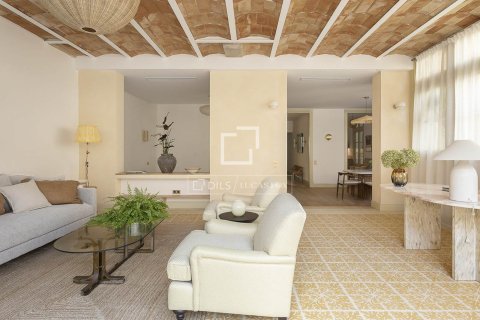 Apartamento de 3 dormitorios en venta en Barcelona, Cataluña, Spain № 3766 - foto 29