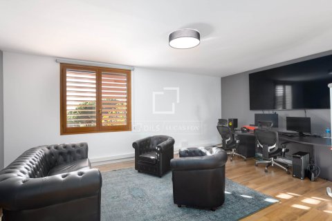 Villa de 5 dormitorios en venta en Tiana, Barcelona, Cataluña, Spain № 3764 - foto 15