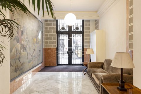 Apartamento de 1 dormitorio en alquiler en Barcelona, Cataluña, Spain № 3760 - foto 25