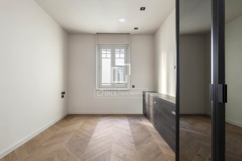 Apartamento de 1 dormitorio en alquiler en Barcelona, Cataluña, Spain № 3760 - foto 15