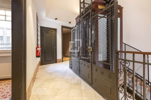 Apartamento de 1 dormitorio en alquiler en Barcelona, Cataluña, Spain № 3760 - foto 22