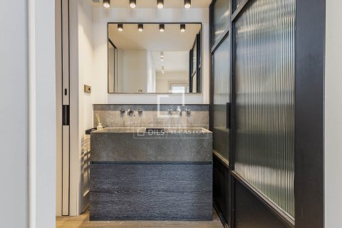 Купить квартиру в Барселона, Испания с 2 спальни, 90м², № 4211 - фото 25