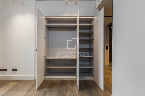 Купить квартиру в Барселона, Испания с 2 спальни, 90м², № 4211 - фото 30