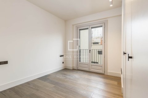 Купить квартиру в Барселона, Испания с 2 спальни, 90м², № 4211 - фото 26