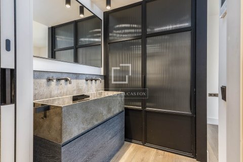 Купить квартиру в Барселона, Испания с 2 спальни, 90м², № 4211 - фото 22