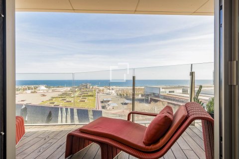Apartamento de 4 dormitorios en venta en Barcelona, Cataluña, Spain № 4209 - foto 25