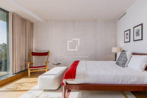 Apartamento de 4 dormitorios en venta en Barcelona, Cataluña, Spain № 4209 - foto 17
