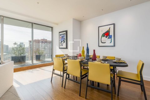 Apartamento de 4 dormitorios en venta en Barcelona, Cataluña, Spain № 4209 - foto 5