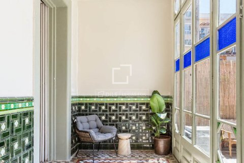 Apartamento de 3 dormitorios en venta en Barcelona, Cataluña, Spain № 4210 - foto 20