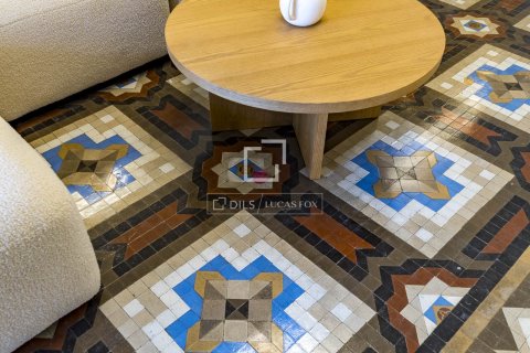 Apartamento de 3 dormitorios en venta en Barcelona, Cataluña, Spain № 4210 - foto 7