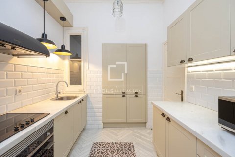 Снять в аренду квартиру в Барселона, Испания с 3 спальни, 140м², № 8667 - фото 6