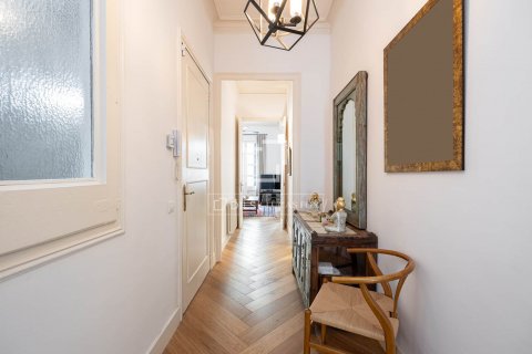 Снять в аренду квартиру в Барселона, Испания с 3 спальни, 140м², № 8667 - фото 16