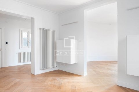 Купить квартиру в Барселона, Испания с 2 спальни, 141м², № 8676 - фото 21