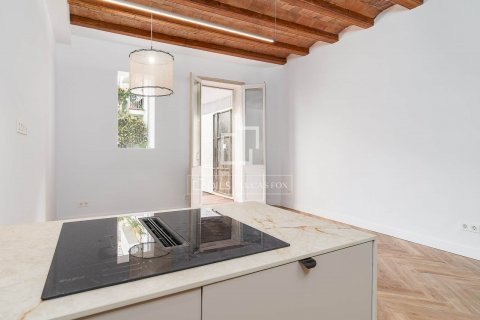 2 bedrooms apartment for sale in Barcelona, Catalonia, Spain № 8671 - photo 15