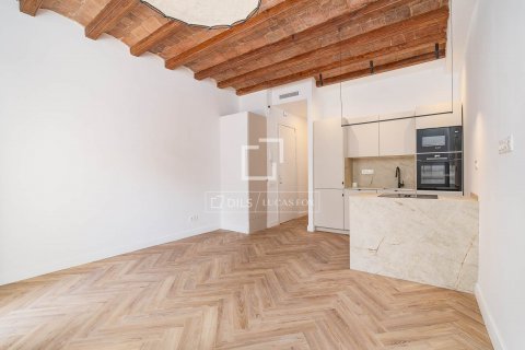 2 bedrooms apartment for sale in Barcelona, Catalonia, Spain № 8671 - photo 10