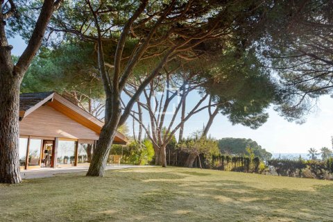 Villa de 7 dormitorios en venta en Sant Andreu de Llavaneres, Barcelona, Cataluña, Spain № 8666 - foto 5