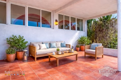 Купить виллу в Льорет-де-Мар, Испания с 4 спальни, 238м², № 7231 - фото 3