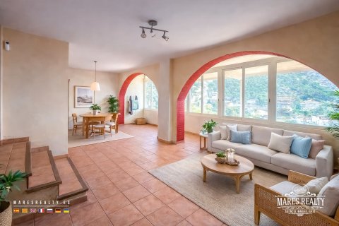 Купить виллу в Льорет-де-Мар, Испания с 4 спальни, 238м², № 7231 - фото 2