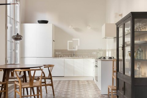 Купить квартиру в Барселона, Испания с 3 спальни, 116м², № 7232 - фото 26
